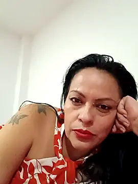 kristal253 online show from November 19, 2025, 12:10 am