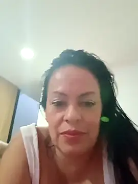 kristal253 online show from November 19, 2025, 10:43 pm