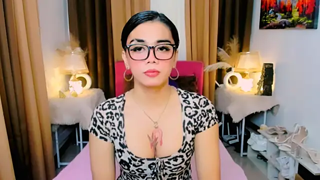 Demsayey20 online show from November 16, 2025, 5:29 pm