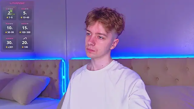 Paul Holt online show from December 4, 2025, 9:01 pm