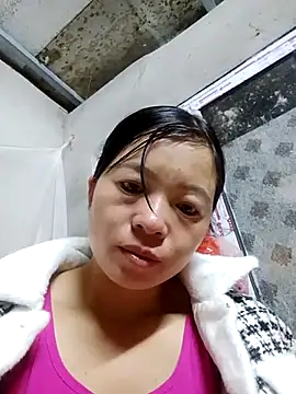 Snapshot of may-man chatting on November 13, 2025, 10:19 pm may-man online show from November 13, 2025, 10:19 pm