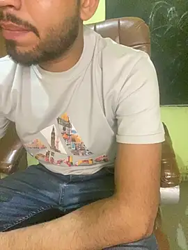 hotyyyyjonny online show from April 14, 2026, 12:00 pm