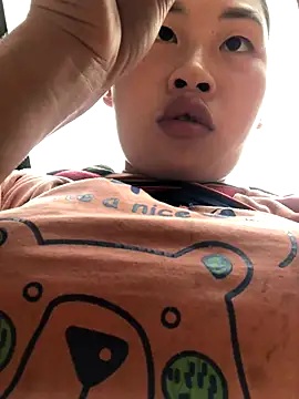 Snapshot of luna-sexxy chatting on November 21, 2025, 3:05 am luna-sexxy online show from November 21, 2025, 3:05 am