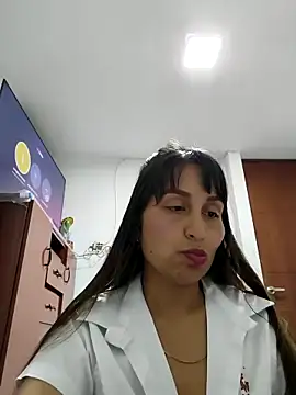 Snapshot of IsabellaaSwann chatting on November 21, 2025, 3:16 am IsabellaaSwann online show from November 21, 2025, 3:16 am