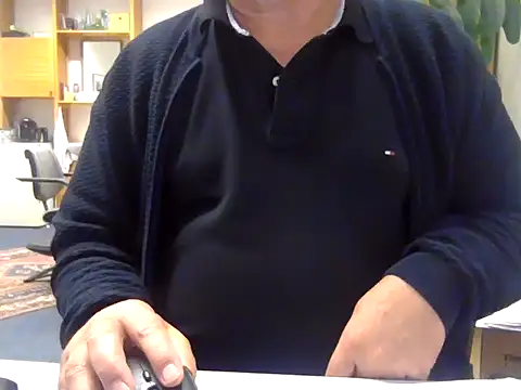 sssuka online show from December 15, 2025, 4:22 pm