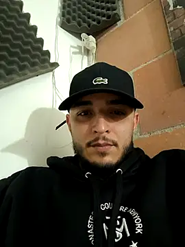 mohamedkarimm online show from November 16, 2025, 1:55 am