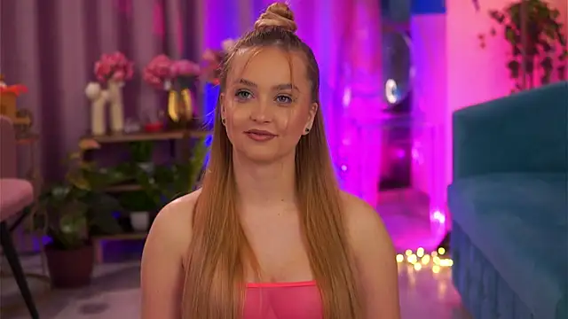 Snapshot of ElyssawetXX chatting on November 26, 2025, 7:26 pm ElyssawetXX online show from November 26, 2025, 7:26 pm