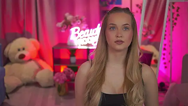 ElyssawetXX online show from February 21, 2026, 7:26 pm