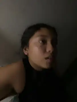 PetiteKattia online show from February 5, 2026, 4:17 am