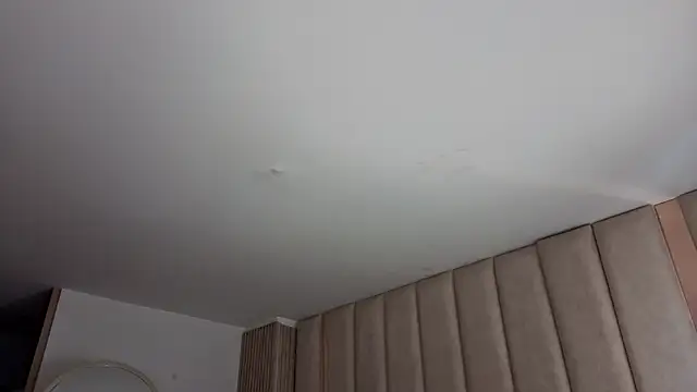 Iamnyxy online show from November 27, 2025, 11:01 am