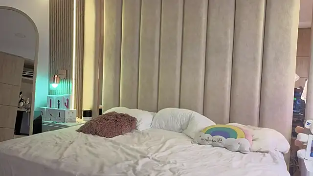 Iamnyxy online show from November 29, 2025, 11:02 am