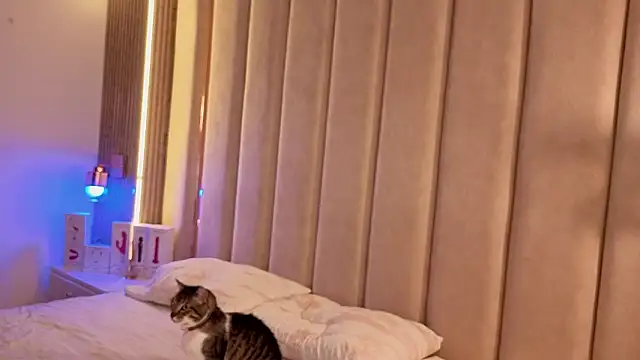 Iamnyxy online show from March 24, 2026, 10:53 am