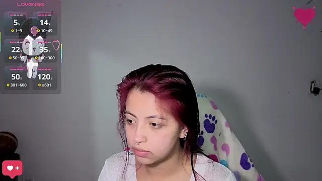 Snapshot of Melody_Ghot chatting on January 13, 2026, 1:05 pm Melody Ghot online show from January 13, 2026, 1:05 pm