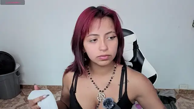 Snapshot of Melody_Ghot chatting on February 23, 2026, 4:48 pm Melody Ghot online show from February 23, 2026, 4:48 pm