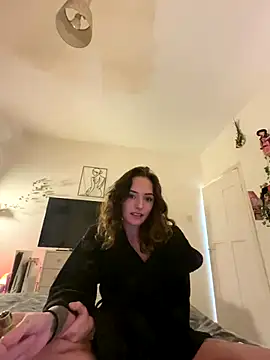 Snapshot of buddercupps chatting on November 22, 2025, 5:34 pm buddercupps online show from November 22, 2025, 5:34 pm