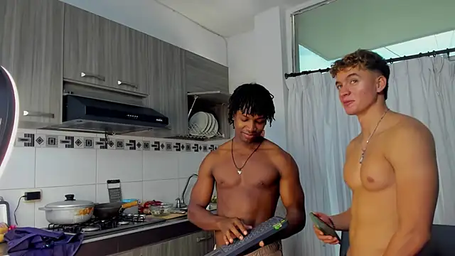 Nolan joness online show from November 25, 2025, 4:07 pm