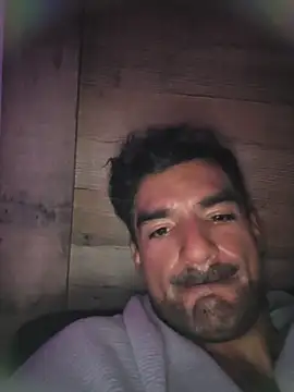 piggylatino online show from April 17, 2026, 10:18 am