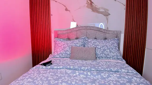 KaliBloom online show from November 14, 2025, 7:45 pm