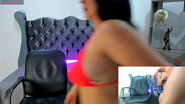 Ruby Rousee online show from November 13, 2025, 6:07 pm