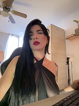 Cristal Cerati  online show from May 20, 2026, 9:21 pm