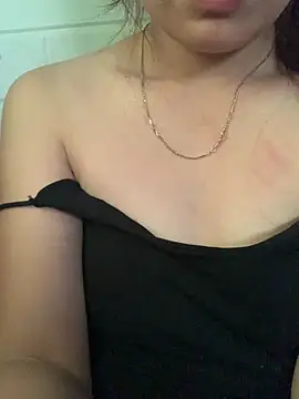 Winnie-sexy online show from April 9, 2026, 7:03 am