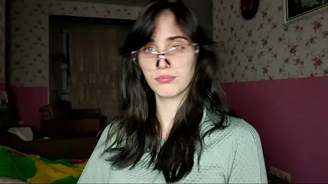 Snapshot of Hervell_Motti chatting on November 15, 2025, 3:52 pm Hervell Motti online show from November 15, 2025, 3:52 pm