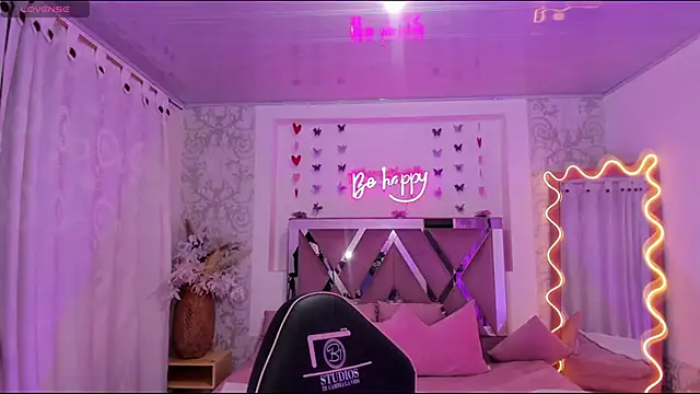 ISABELA TAY online show from March 20, 2026, 11:37 am