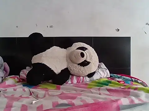 Manu Hot xxx 2001 online show from December 4, 2025, 4:05 pm