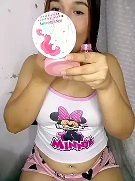 Girl Nasty Dirty online show from May 22, 2026, 3:35 am