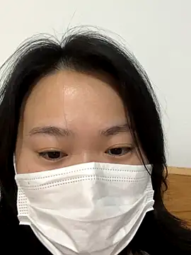 FAN-XIAOGUO online show from November 26, 2025, 8:48 am