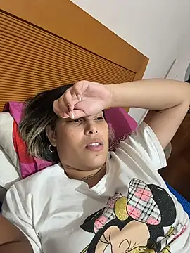 Anna Bitch Disgusting online show from November 21, 2025, 5:06 am