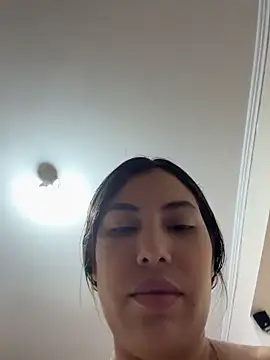 Anna Bitch Disgusting online show from June 13, 2026, 4:43 am