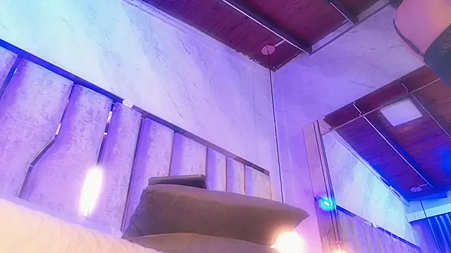 Caroline palmerr online show from January 7, 2026, 3:09 am