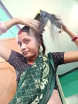 Pushpa hotty online show from April 19, 2026, 3:06 am