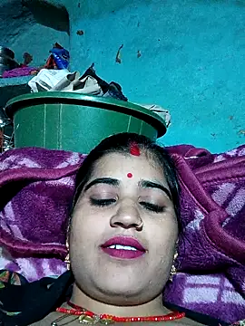 Hot kamla online show from November 16, 2025, 7:47 am