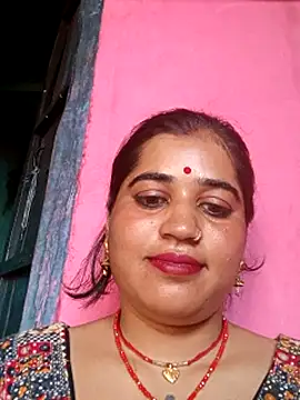 Hot kamla online show from April 25, 2026, 11:46 am