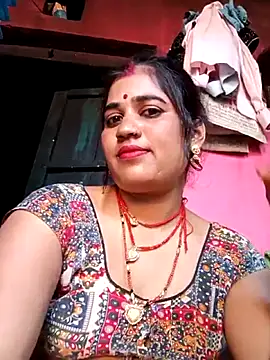 Snapshot of Hot_kamla chatting on May 13, 2026, 11:18 am Hot kamla online show from May 13, 2026, 11:18 am
