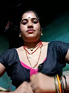 Snapshot of Hot_kamla chatting on May 16, 2026, 12:18 am Hot kamla online show from May 16, 2026, 12:18 am
