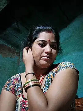 Hot kamla online show from July 22, 2026, 11:18 pm