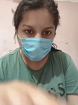 Snapshot of Cute_hotzara chatting on May 14, 2026, 5:36 am Cute hotzara online show from May 14, 2026, 5:36 am