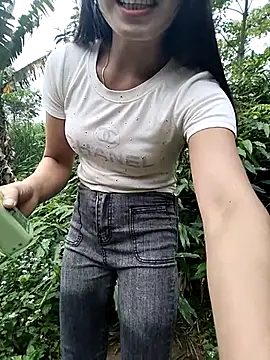 gugu0022 online show from April 5, 2026, 1:14 am