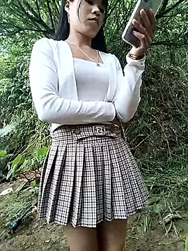 Snapshot of gugu0022 chatting on April 27, 2026, 10:24 am gugu0022 online show from April 27, 2026, 10:24 am