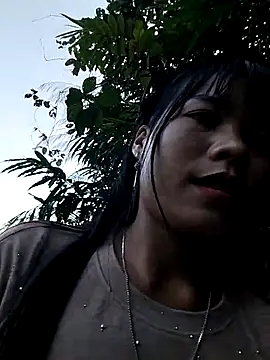 Snapshot of gugu0022 chatting on May 25, 2026, 11:44 pm gugu0022 online show from May 25, 2026, 11:44 pm