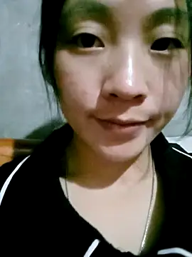 Snapshot of Micky_baby chatting on November 13, 2025, 12:37 pm Micky baby online show from November 13, 2025, 12:37 pm