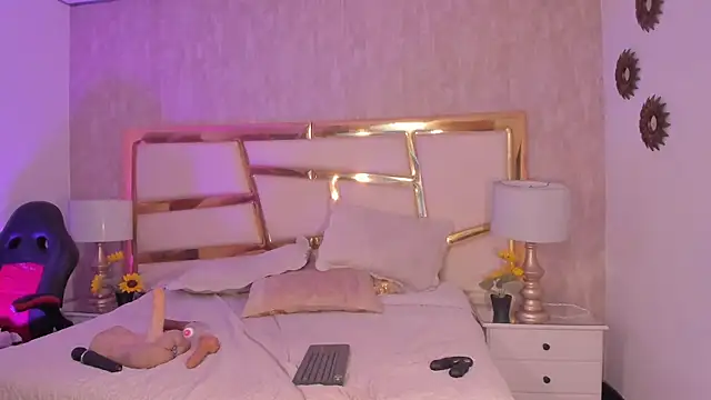 JacobRusso online show from July 17, 2026, 5:25 am