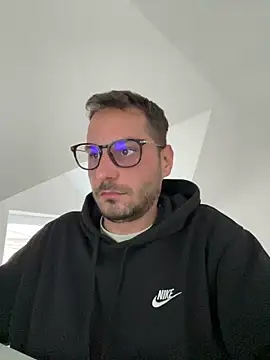 brrratan online show from November 12, 2025, 1:55 pm