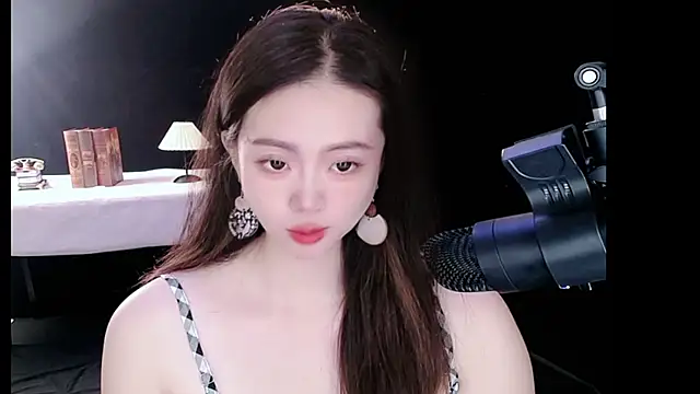 nannanbaby002 online show from November 14, 2025, 12:48 pm