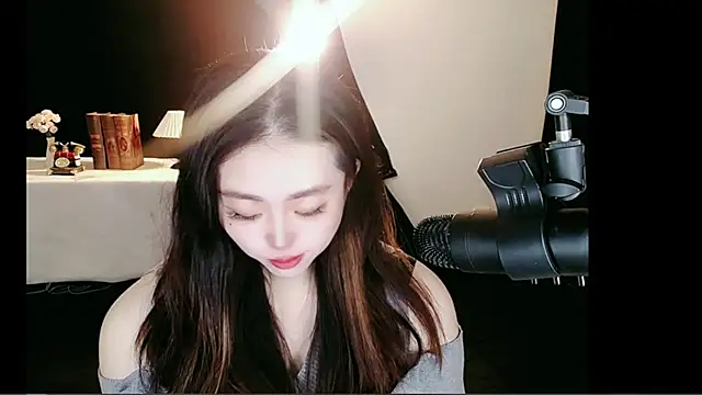 nannanbaby002 online show from November 17, 2025, 2:12 pm