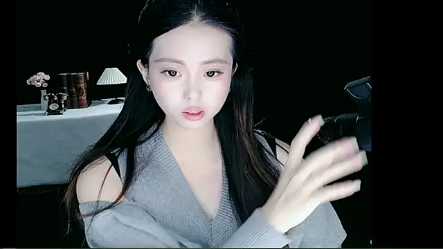 nannanbaby002 online show from November 18, 2025, 2:21 pm