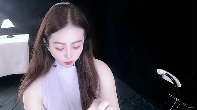 nannanbaby002 online show from November 30, 2025, 3:16 pm